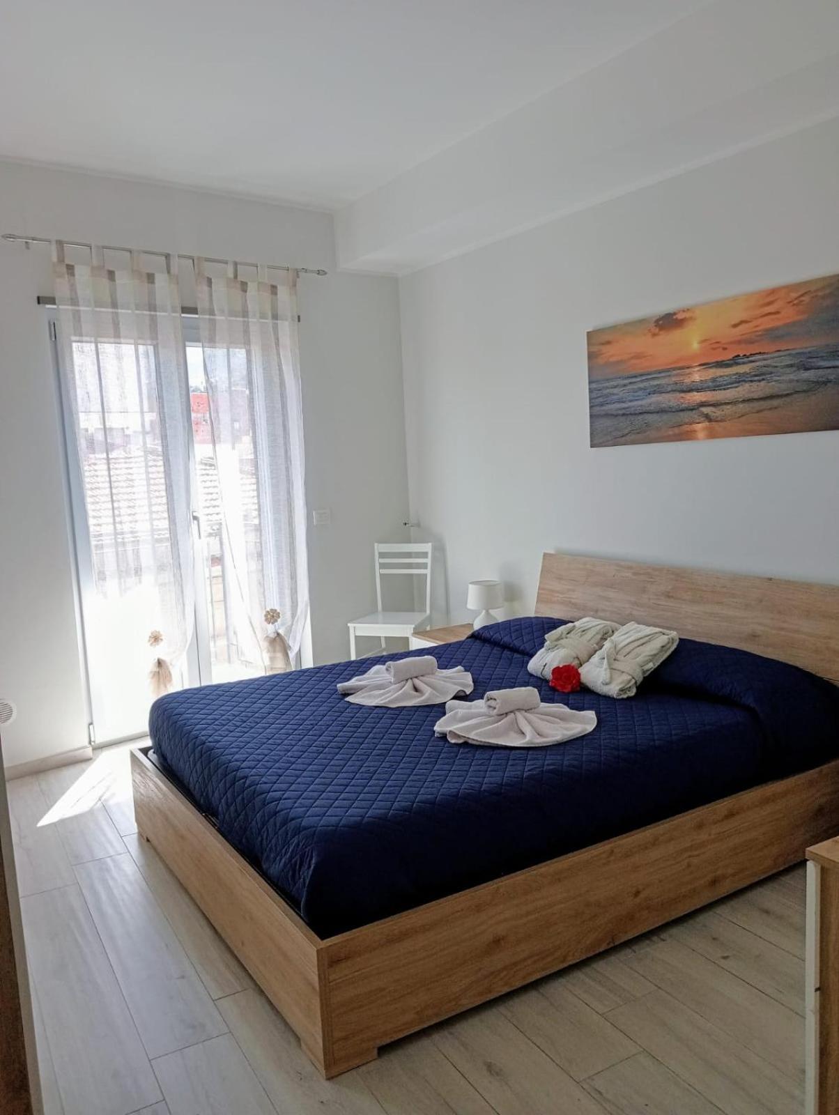 Appartamento Moderno In Centro Citta 산타가타디밀리텔로 외부 사진
