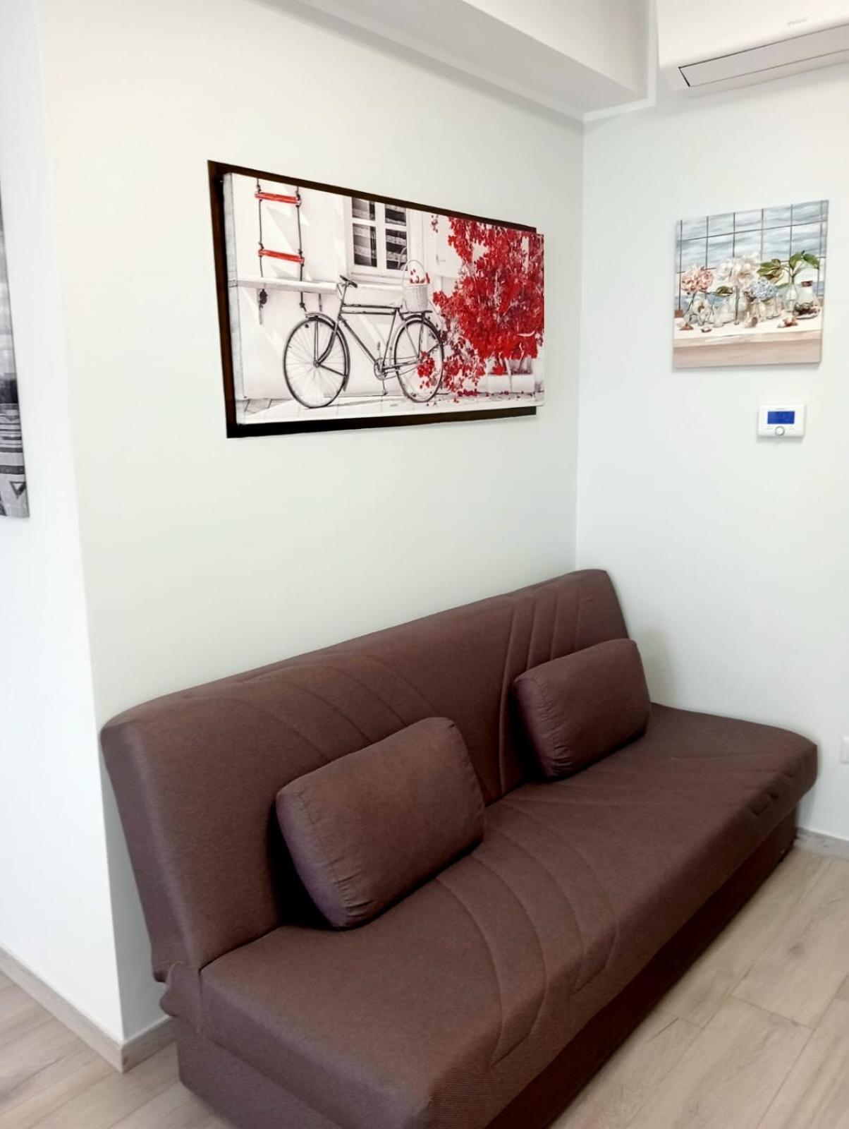 Appartamento Moderno In Centro Citta 산타가타디밀리텔로 외부 사진